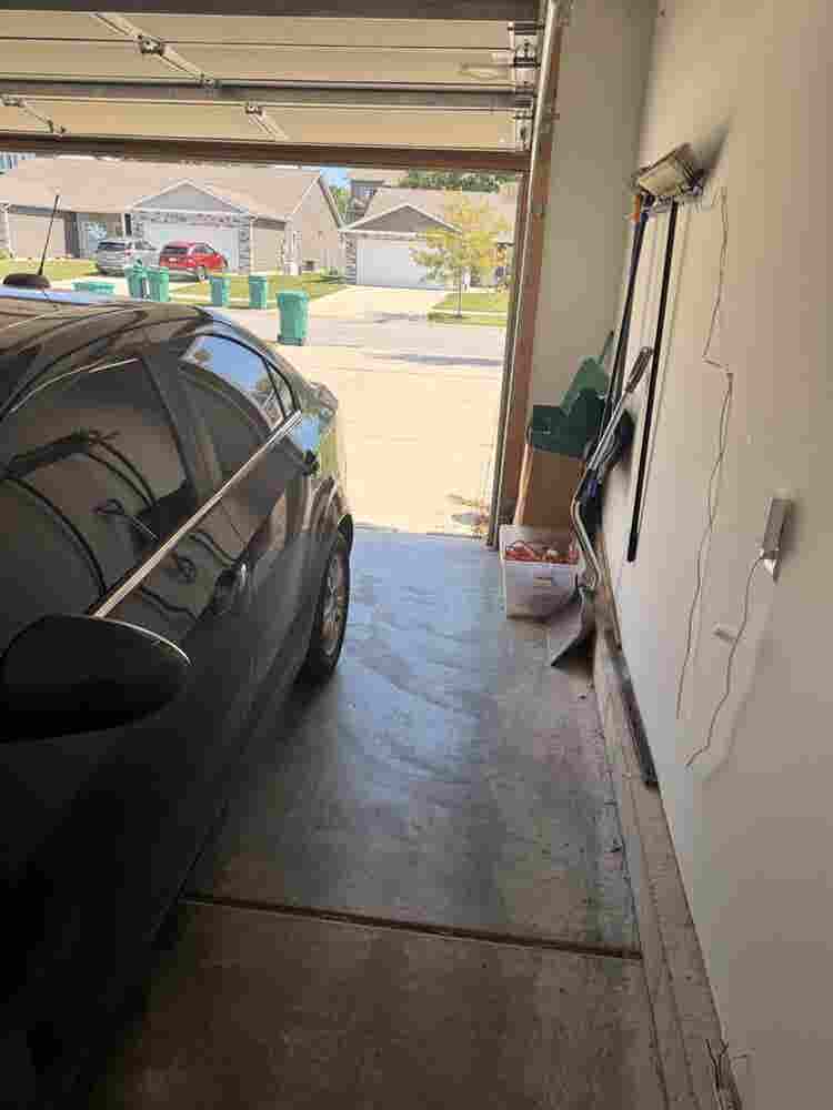 Two rooms available $ maximum