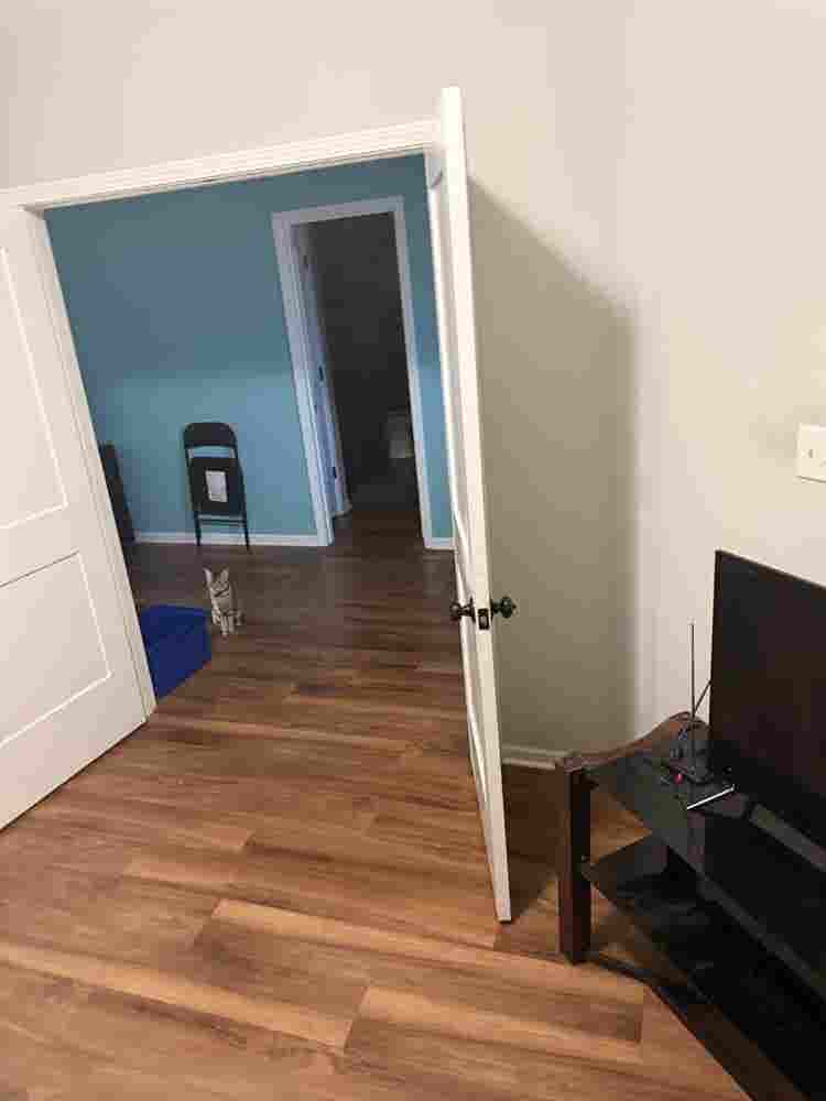 Two rooms available $ maximum