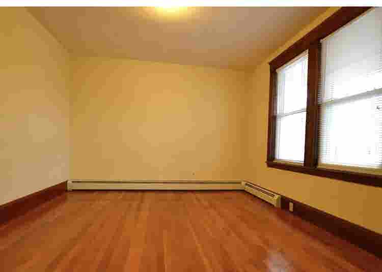 OPEN ROOM TO RENT (NEED 3RD ROOMIE)