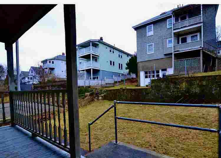 OPEN ROOM TO RENT (NEED 3RD ROOMIE)