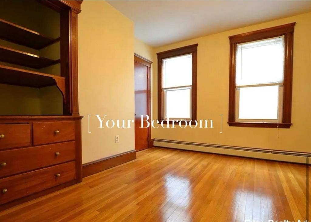 OPEN ROOM TO RENT (NEED 3RD ROOMIE)