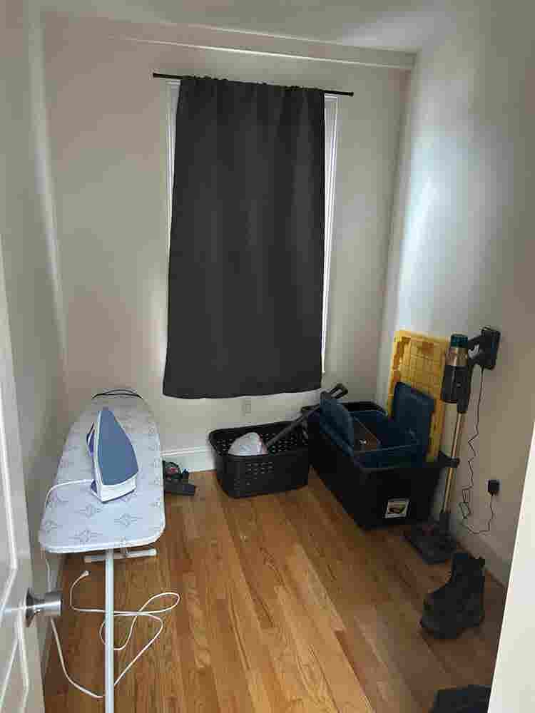 South
hie apartment