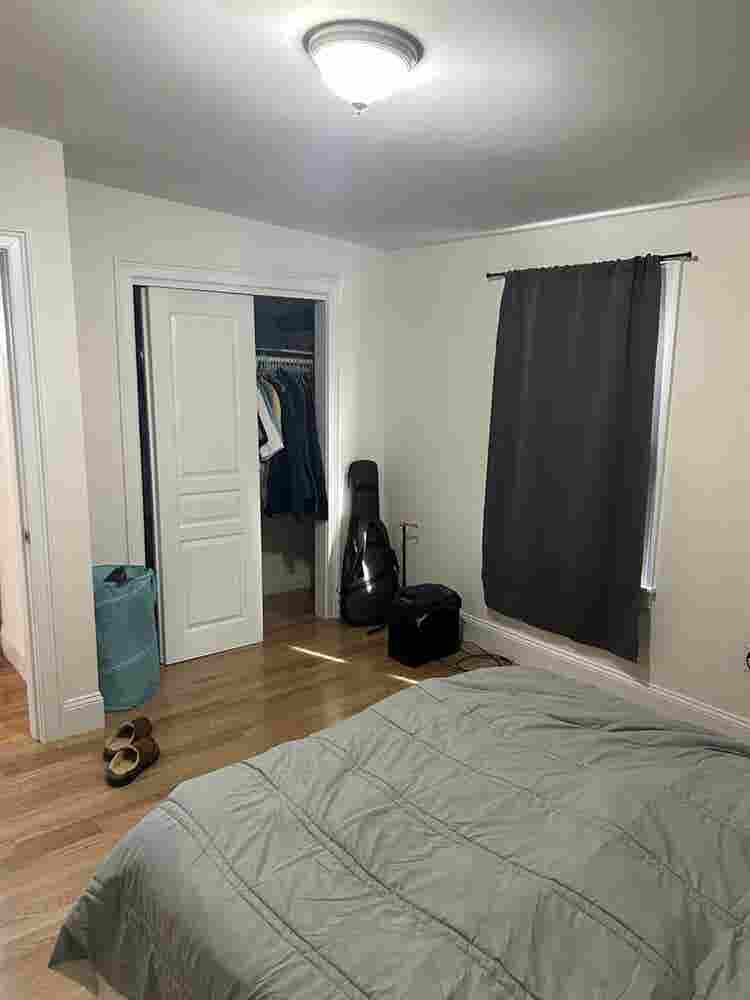 South
hie apartment