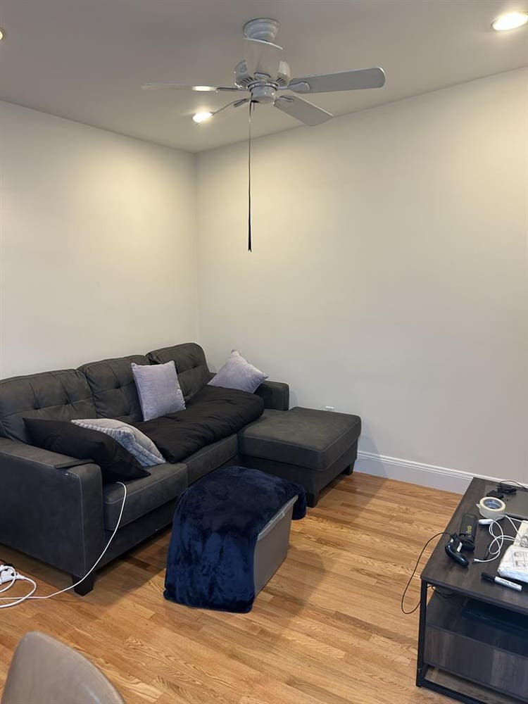 South
hie apartment
