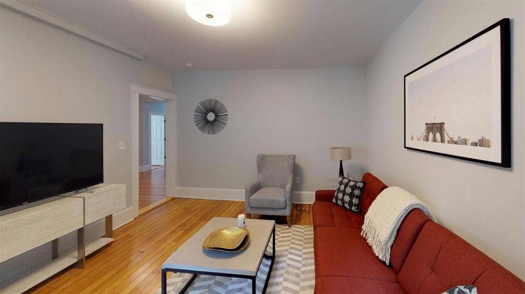 1 BR in Boston