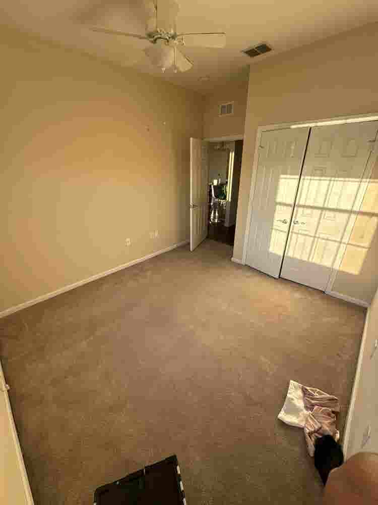 Beautiful room w Private Bathroom