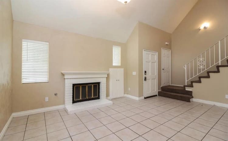 Available and ready to move in