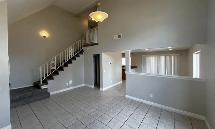 Available and ready to move in