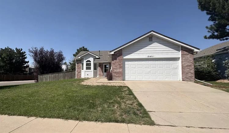 Available and ready to move in