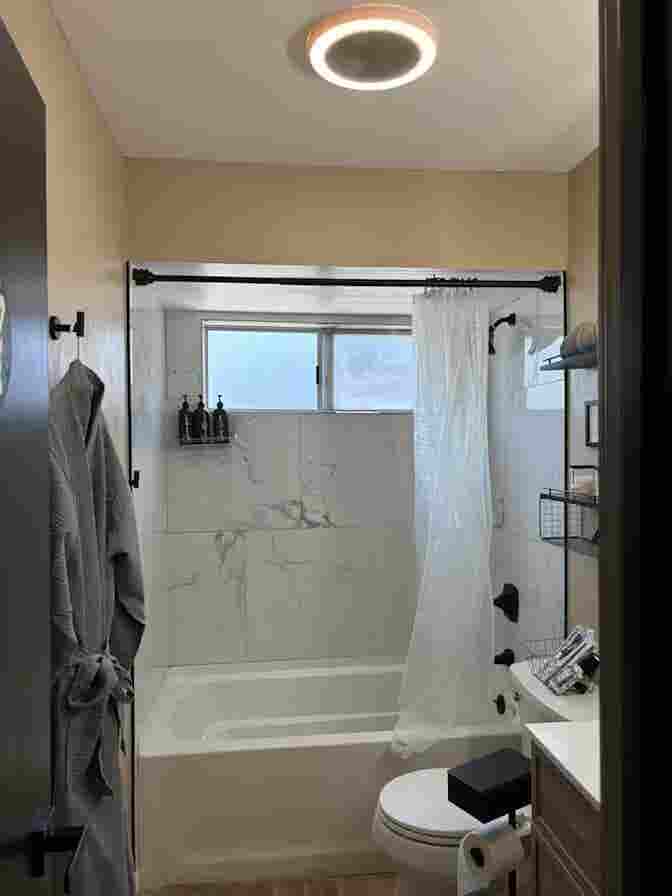 Room available in Bonita!