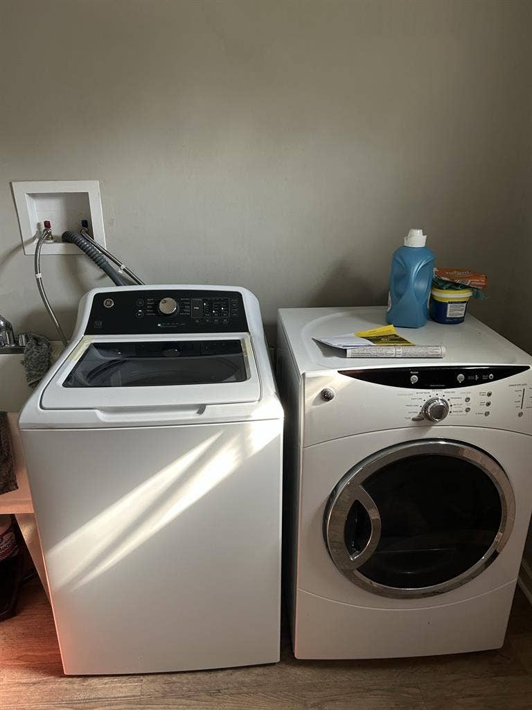 Furnished room 1 bedroom!!!