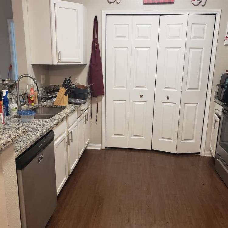 2 rooms available with shared bath