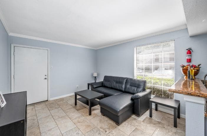 Studio Apartment for Lease Takeover