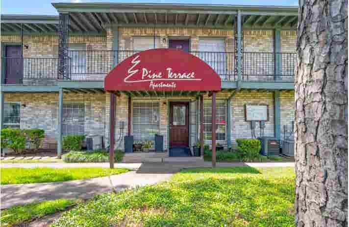 Studio Apartment for Lease Takeover