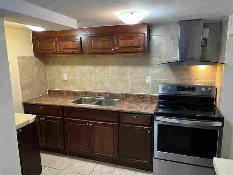 1 Bed+Den Basement for rent