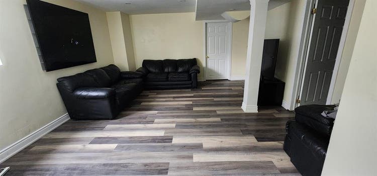 1 Bed+Den Basement for rent