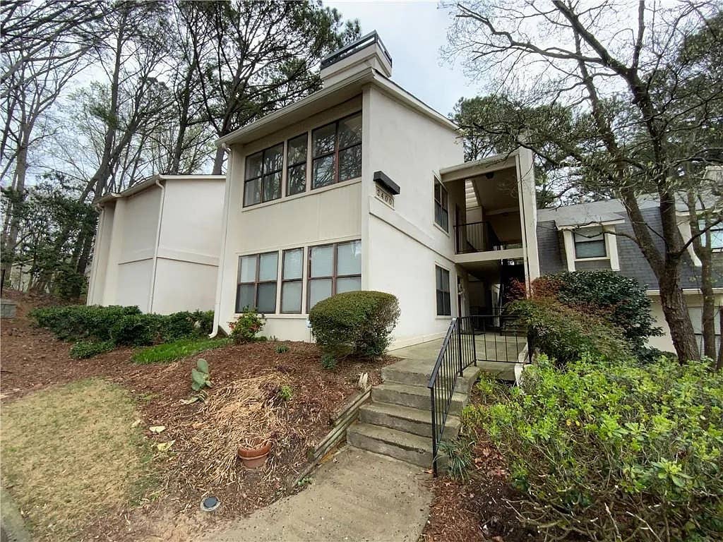 4 BR in Atlanta