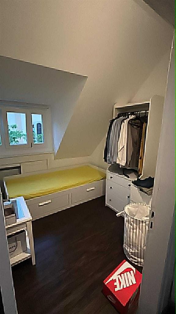 COZY ROOM IN PLACE DU THEATRE