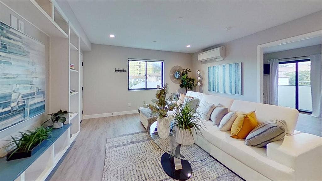 1 BR in San Diego,