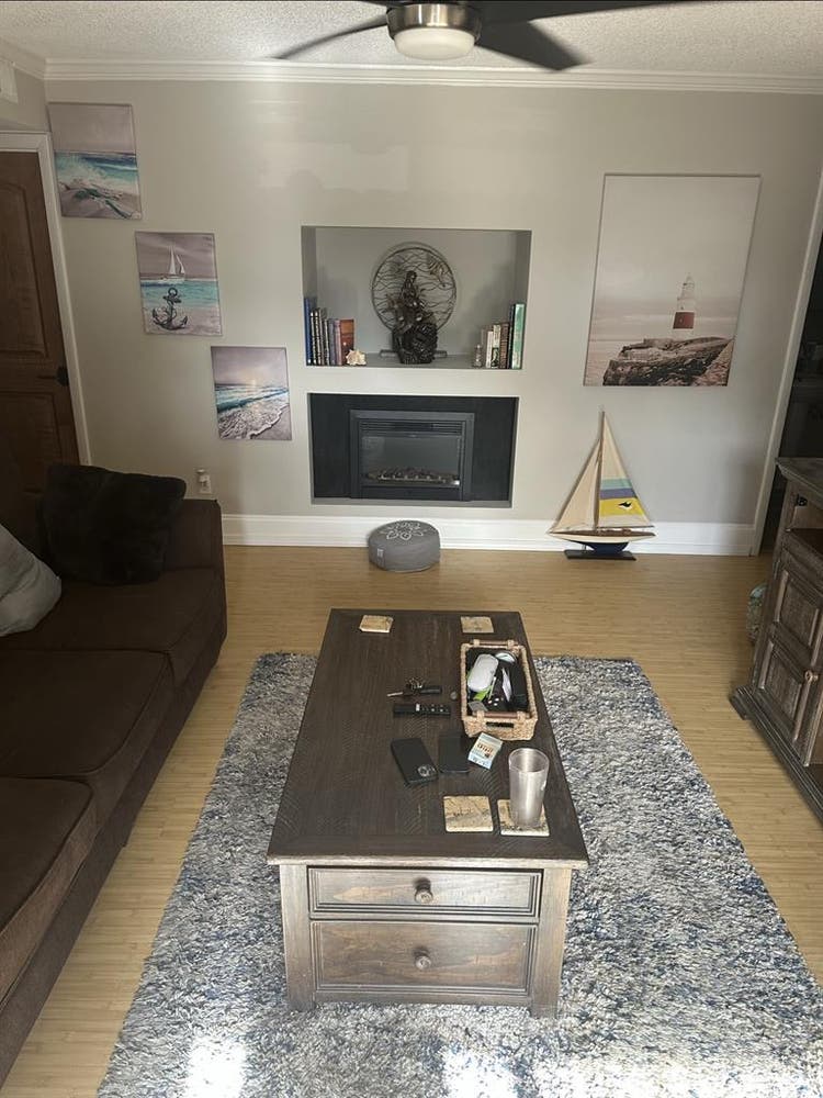 Condo 3 min walk from Jax Beach!