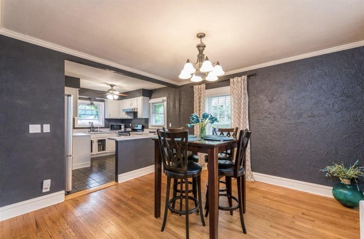 Master bedroom for rent