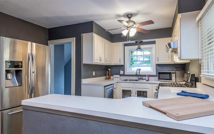 Master bedroom for rent