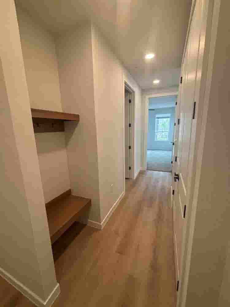 ✨ Lease Transfer Available✨