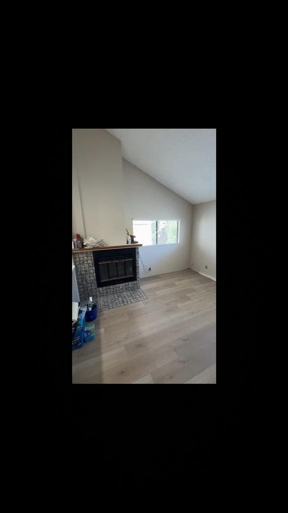 Toluca Lake
Bath Apt