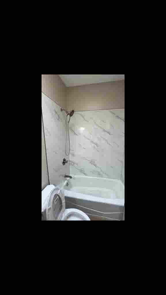 Toluca Lake Apartment bath