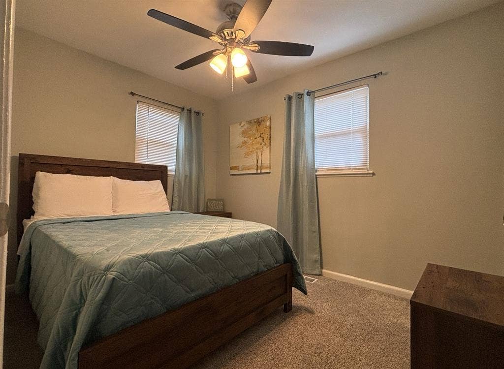 3BR Room(s) for Rent w/ Hot Tub!