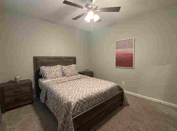 3BR Room(s) for Rent w/ Hot Tub!