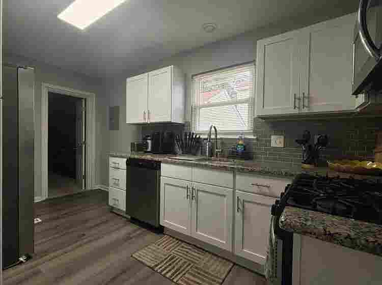 3BR Room(s) for Rent w/ Hot Tub!