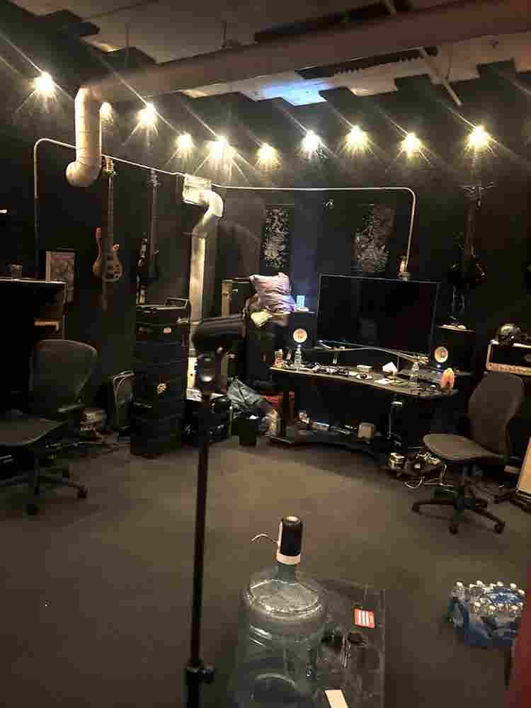 Music studio for rent