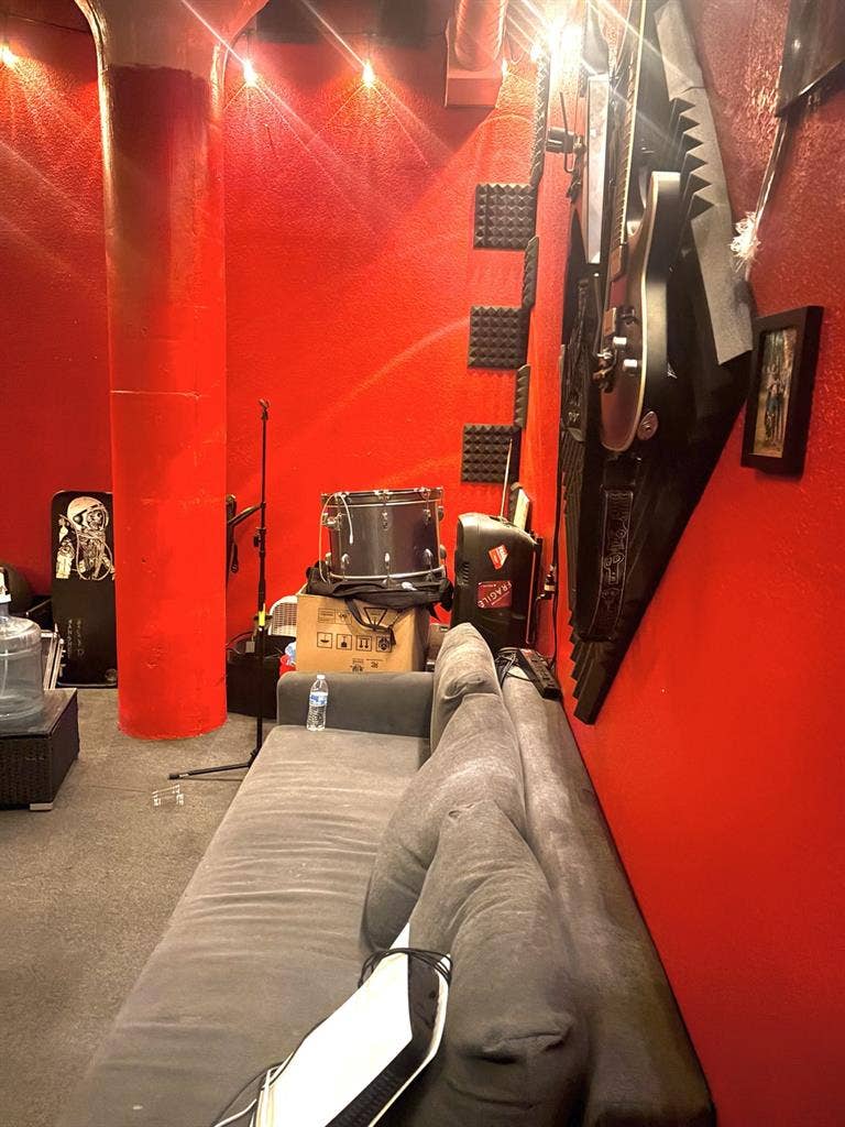 Music studio for rent