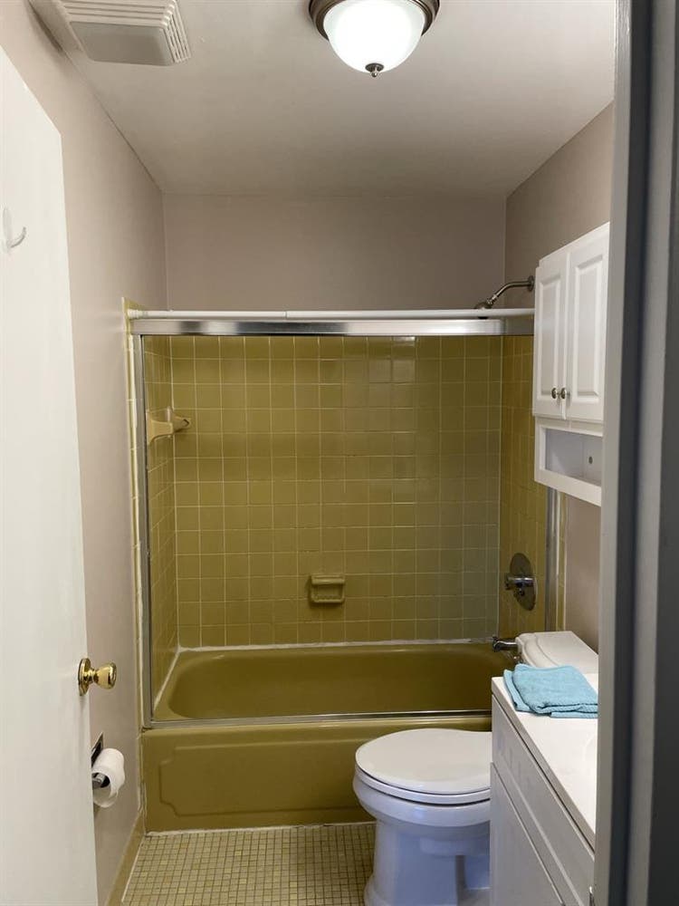 Need a roommate by November 1st