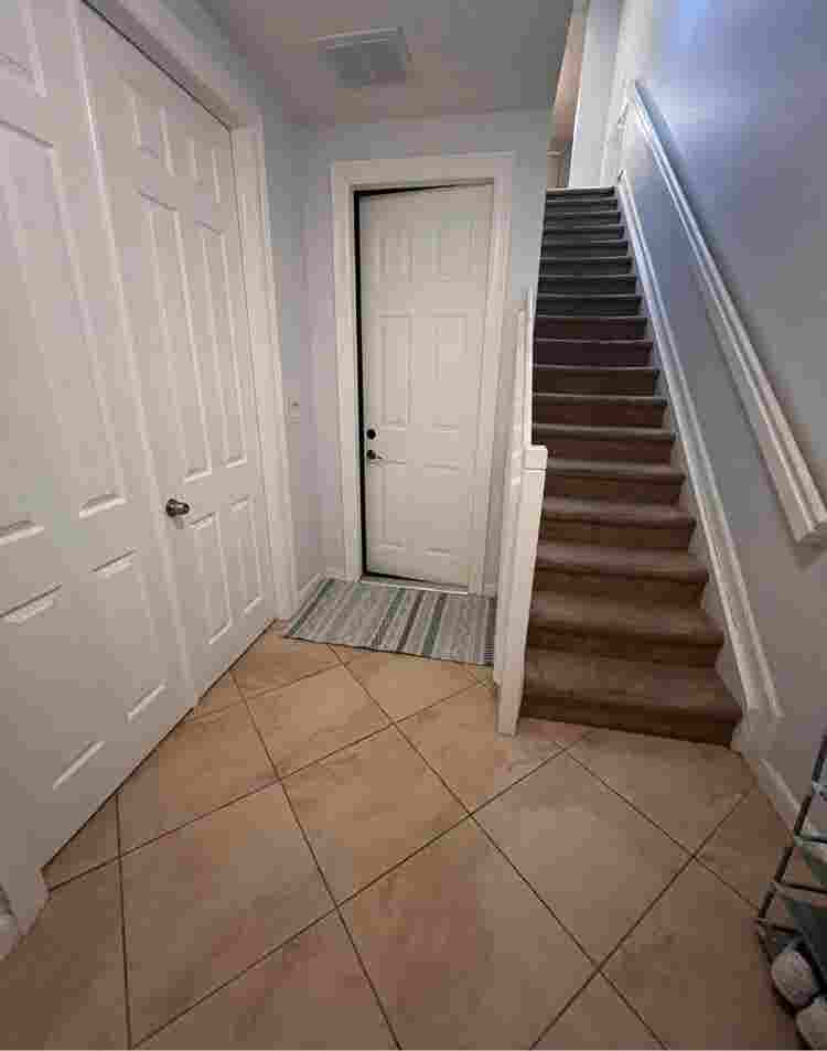 Roommate wanted