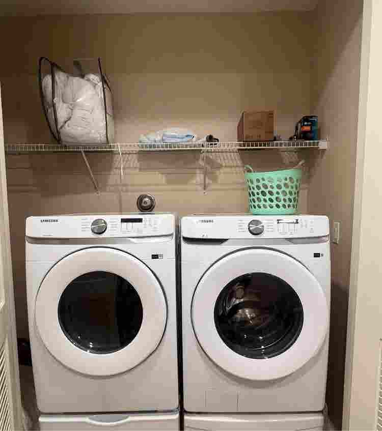 Roommate wanted