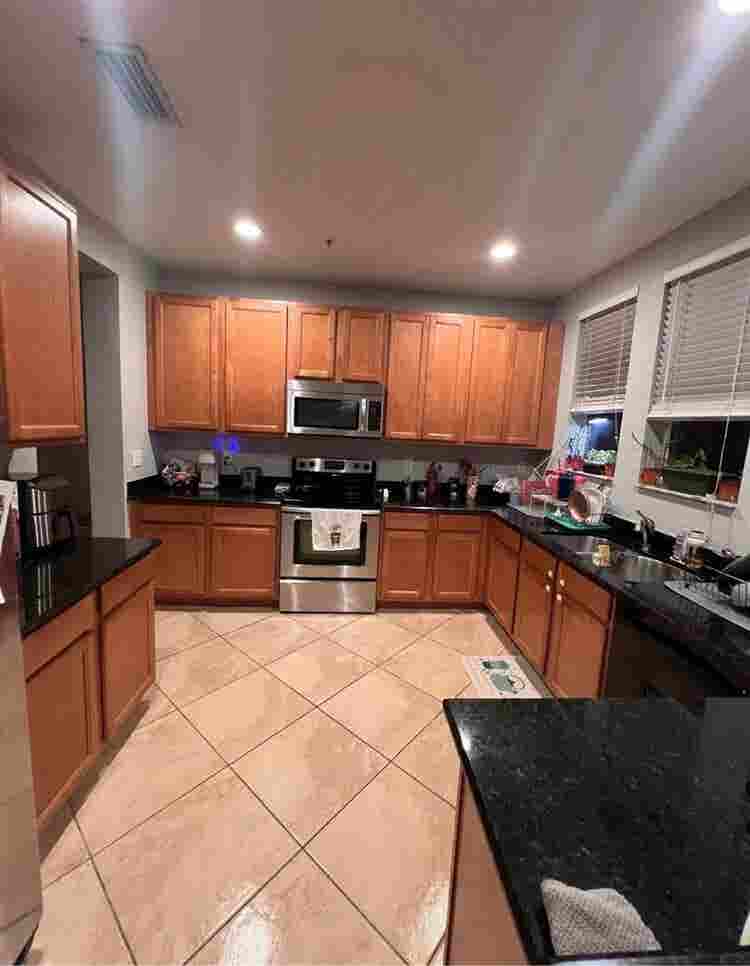 Roommate wanted