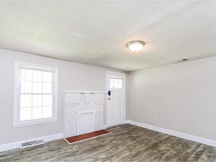 3bedroom available for rent