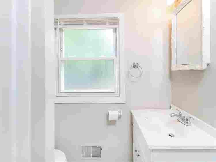 3bedroom available for rent