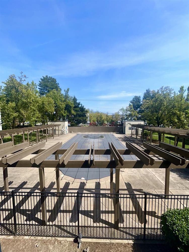 Nike/Intel prime location!