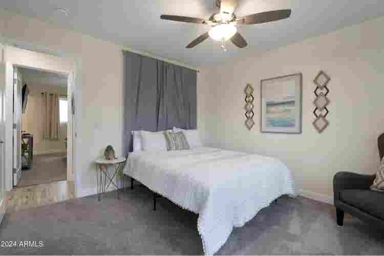 Looking for one roommate ASAP