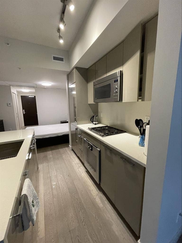 QE park fully furnished studio