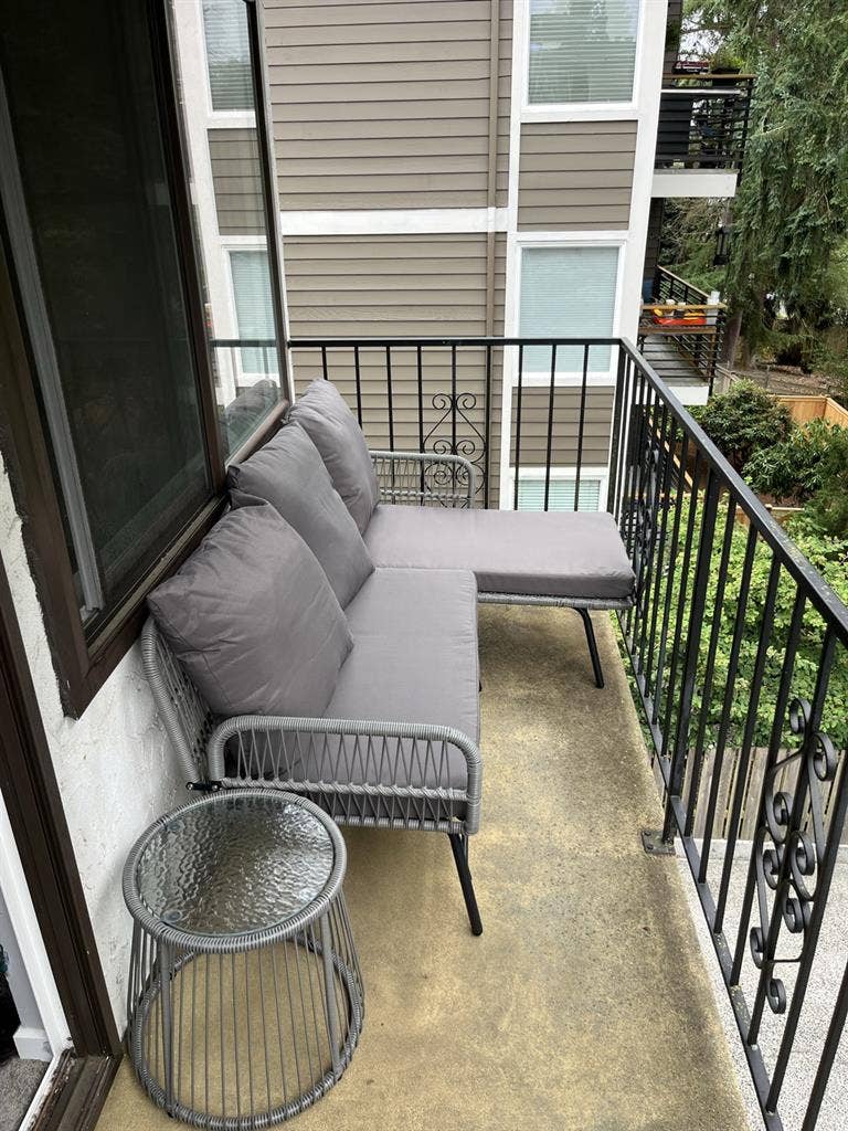 All Utils Incl – Greenwood Condo