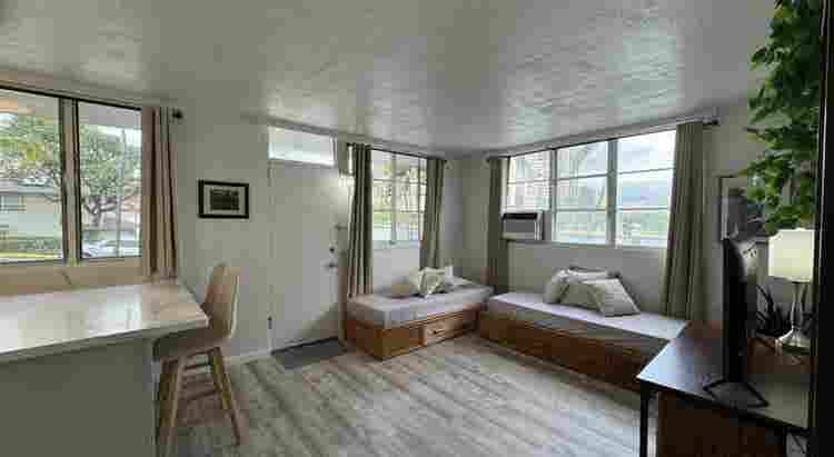 Room in Waikiki
