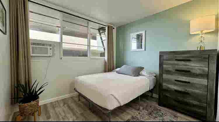 Room in Waikiki