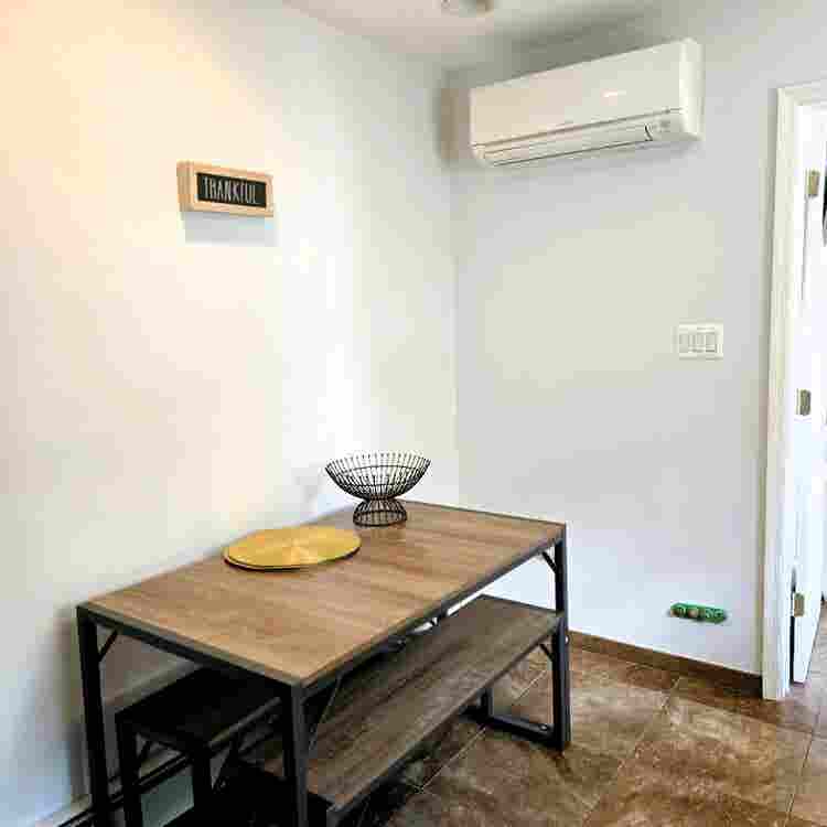 1 Bedroom Apt Available w parking