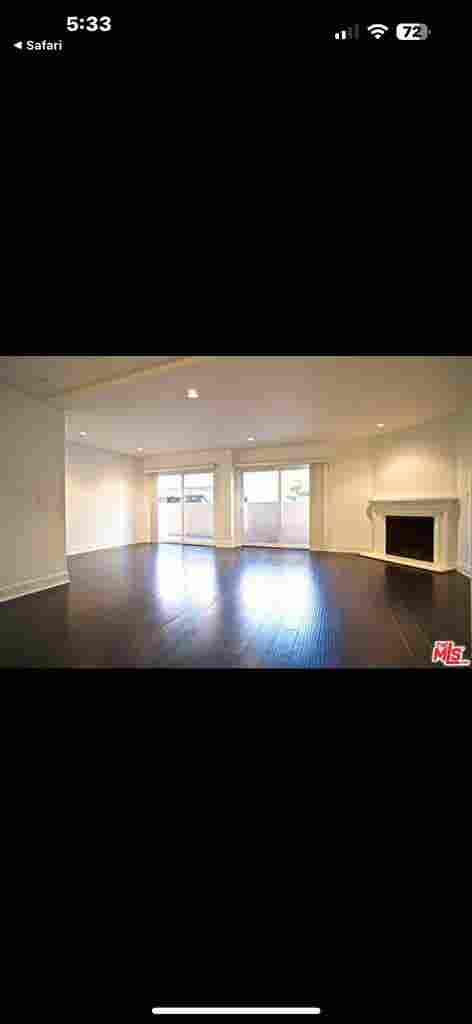 Room for rent in luxury bldg