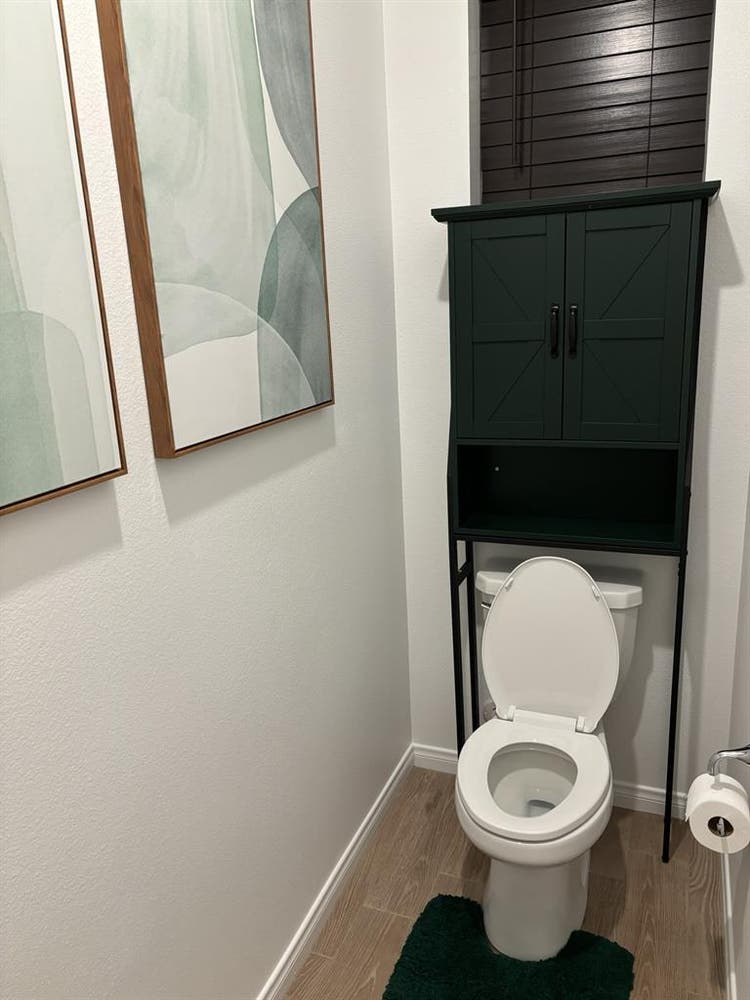 Private Room/Bath Available to Rent