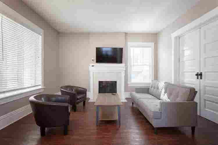 1 BR in Kansas City